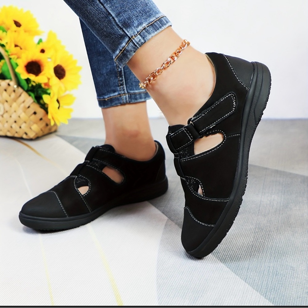 Black Women's Casual Shoes